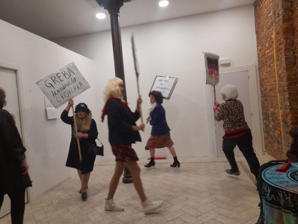 komando senoras 14
